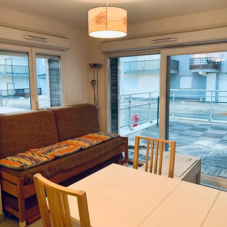 Cosy Proche Avec Balcon Et Parking - Fr-1-482-75 Lägenhet