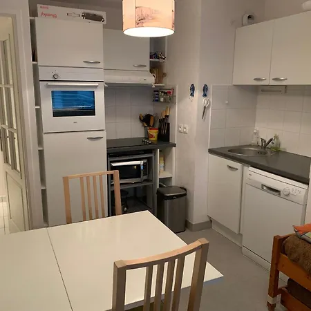 Cosy Proche Avec Balcon Et Parking - Fr-1-482-75